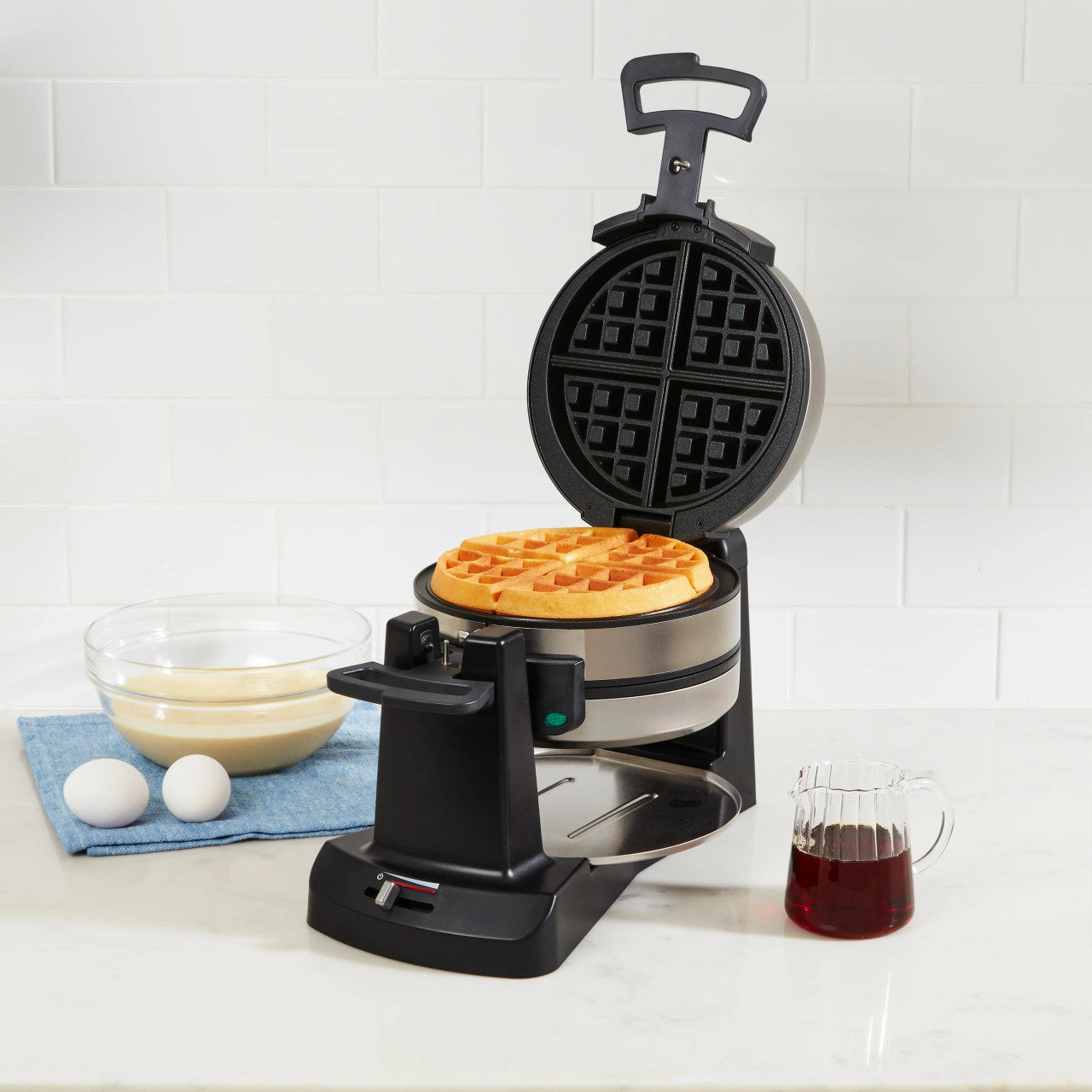 Cuisinart Double Flip Belgian Waffle Maker – The Cook's Warehouse