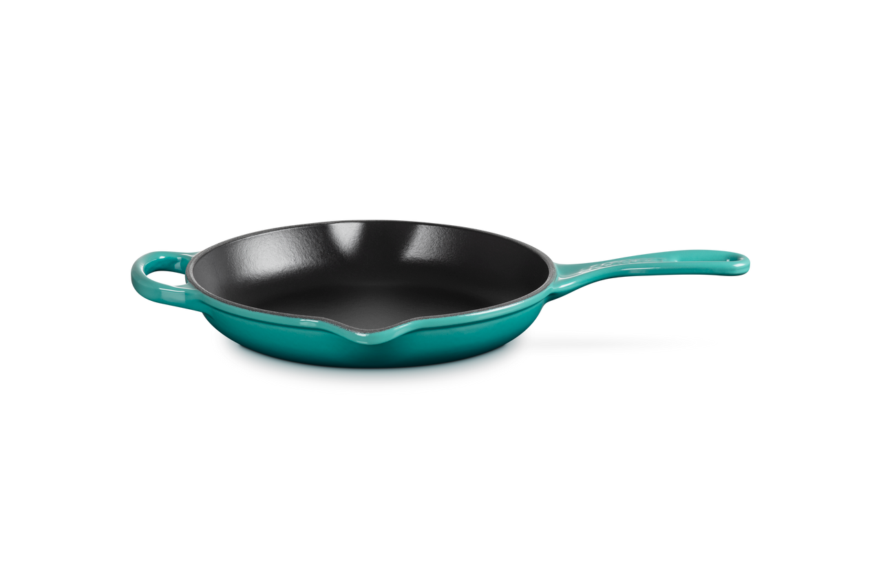 Le Creuset Classic 9 inch Cast Iron Skillet - Riviera