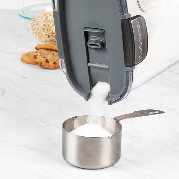 PrepWorks Sugar ProKeeper+, 2.5 Qt.