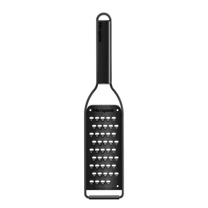 Microplane Black Sheep Series High Precision Extra-Coarse Grater