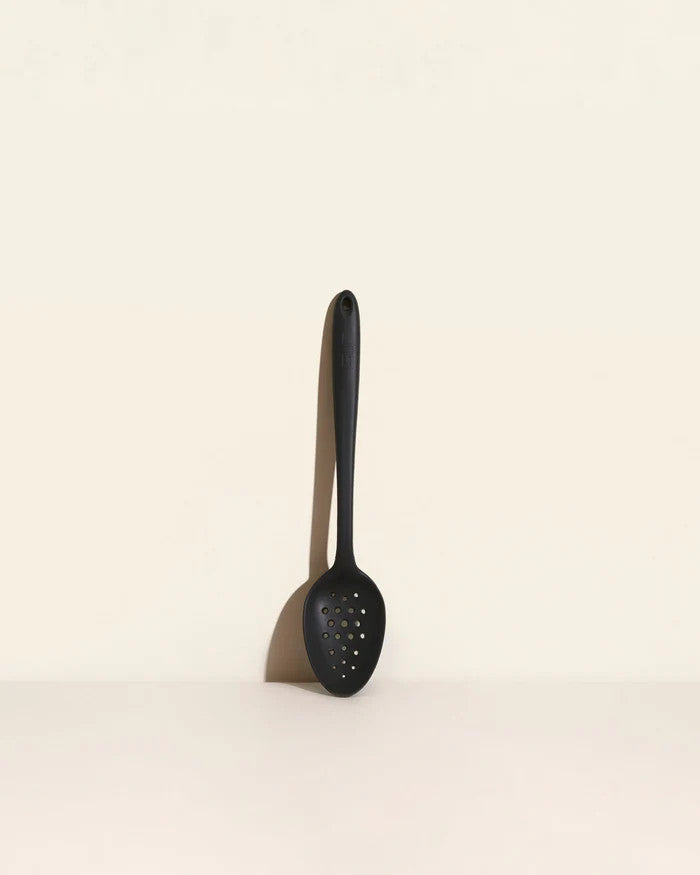 GIR Ultimate Perforated Spoon
