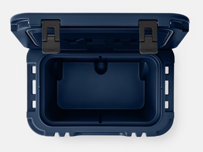 YETI Roadie 32 Cooler - Navy