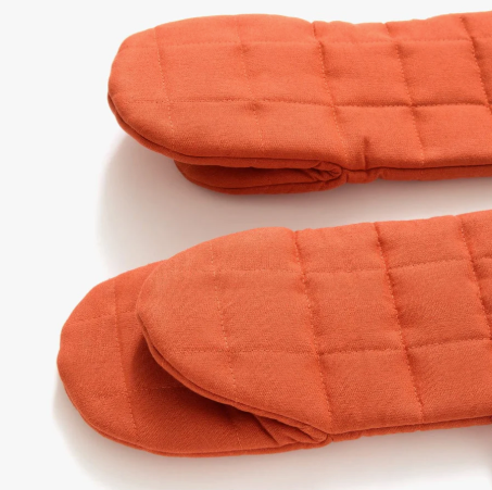 Hedley & Bennett Oven Mitts - Set of 2 in Paprika