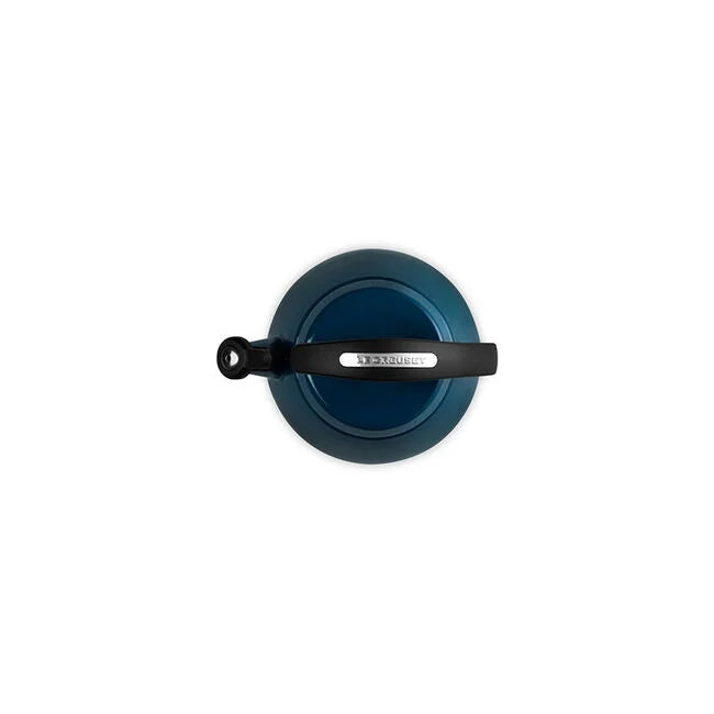 Le Creuset Signature Cloche Kettle with Stainless Steel Knob - Nuit